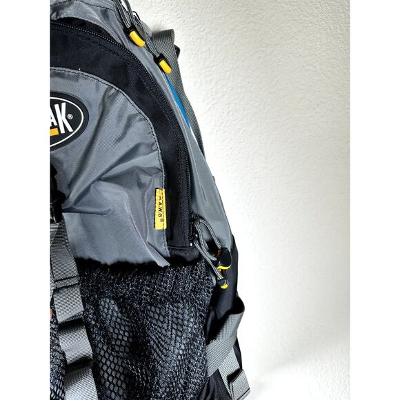 CamelBak H.A.W.G. Hydration Daypack w/ Bladder Gray/Black Waist & Chest Straps - Picture 8 of 16